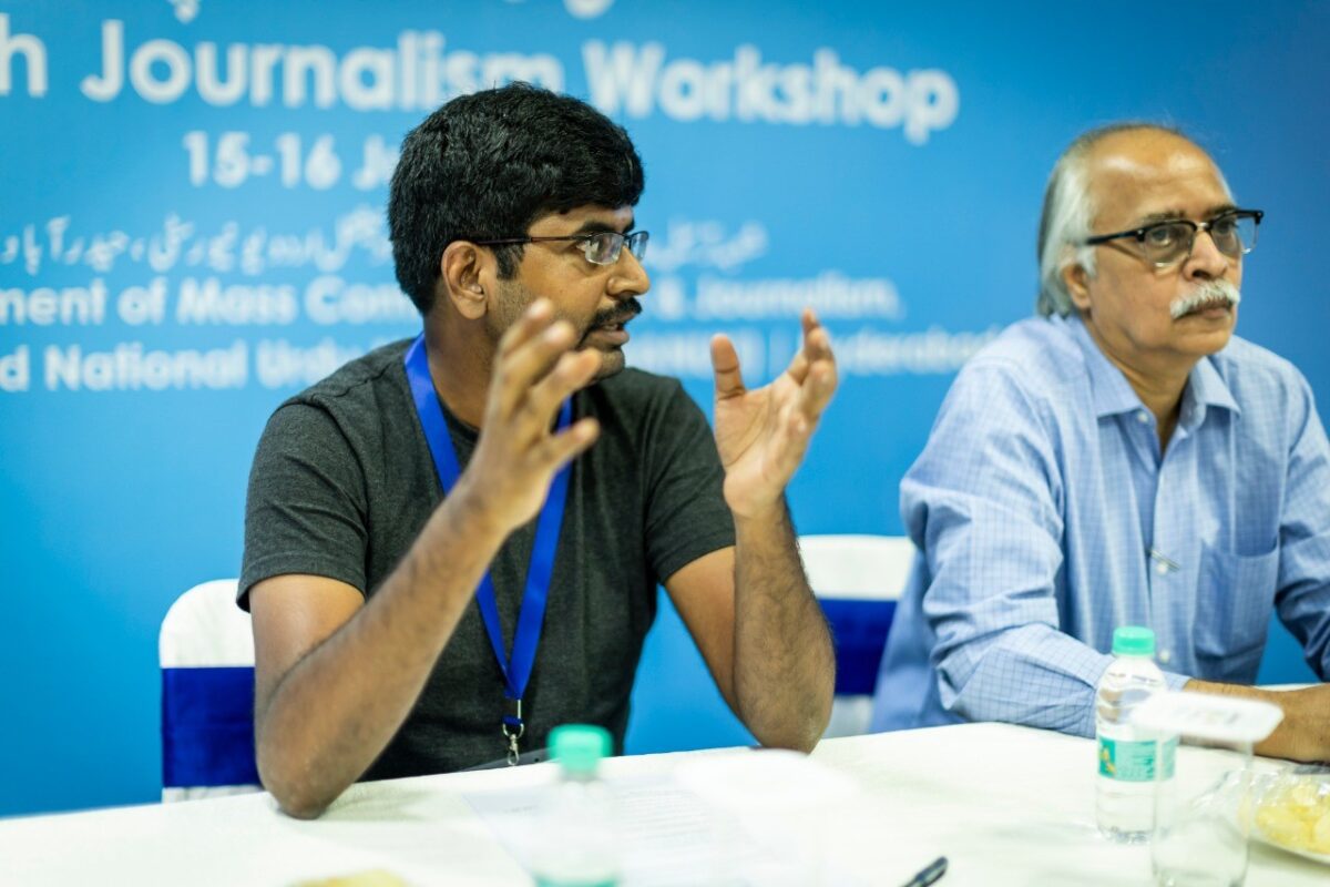 Muralik is a panelist at a health journalism workshop in India